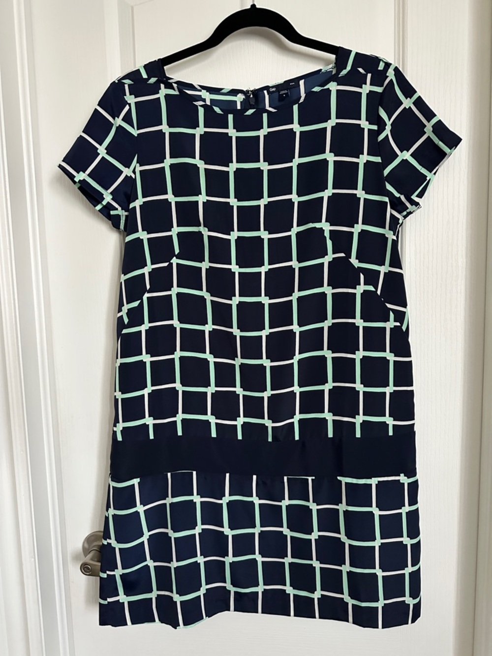 GAP Fence Link Allover Print Lightweight Navy Blue & Mint Green Dress.